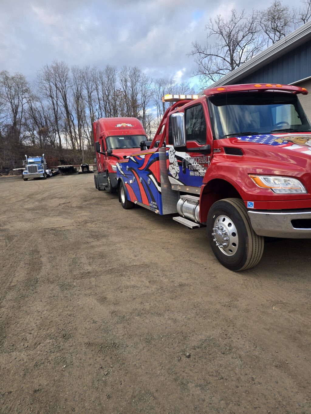 Semi Truck Towing Service